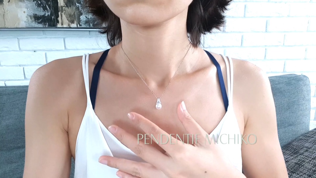 Pendentif Perle du Japon Akoya. Michiko. Or blanc et Diamants I Gemperles