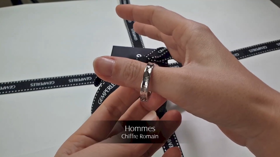 Anello Chiffre Romain - Oro Bianco & Diamante | Gemperles